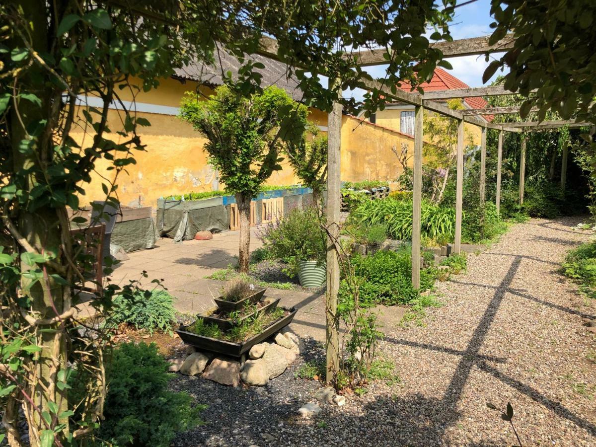 Kongeakroen Brørup Exteriör bild